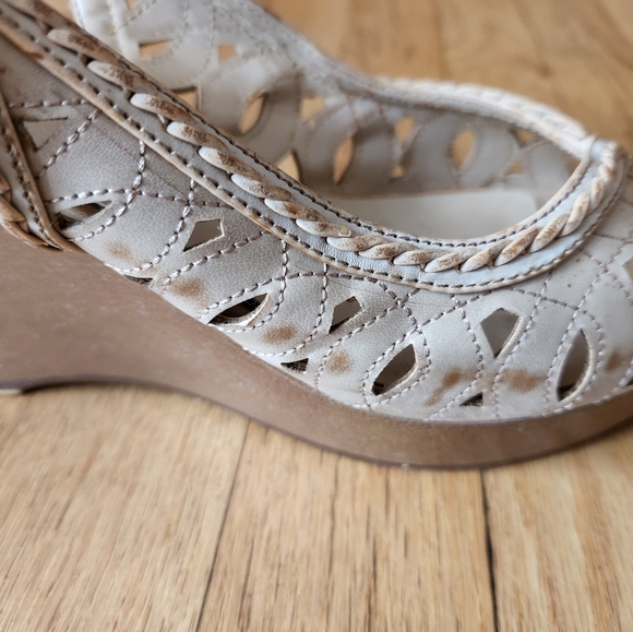 Wedge sandals - Picture 3 of 5